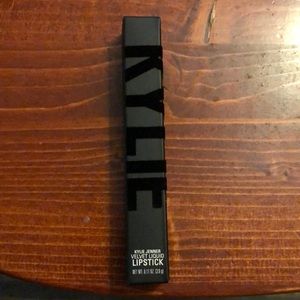 Kylie cosmetics savage velvet Liquid Lipstick